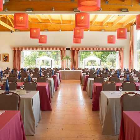 Hotel Isla De La Garena Alcalá de Henares Business bild